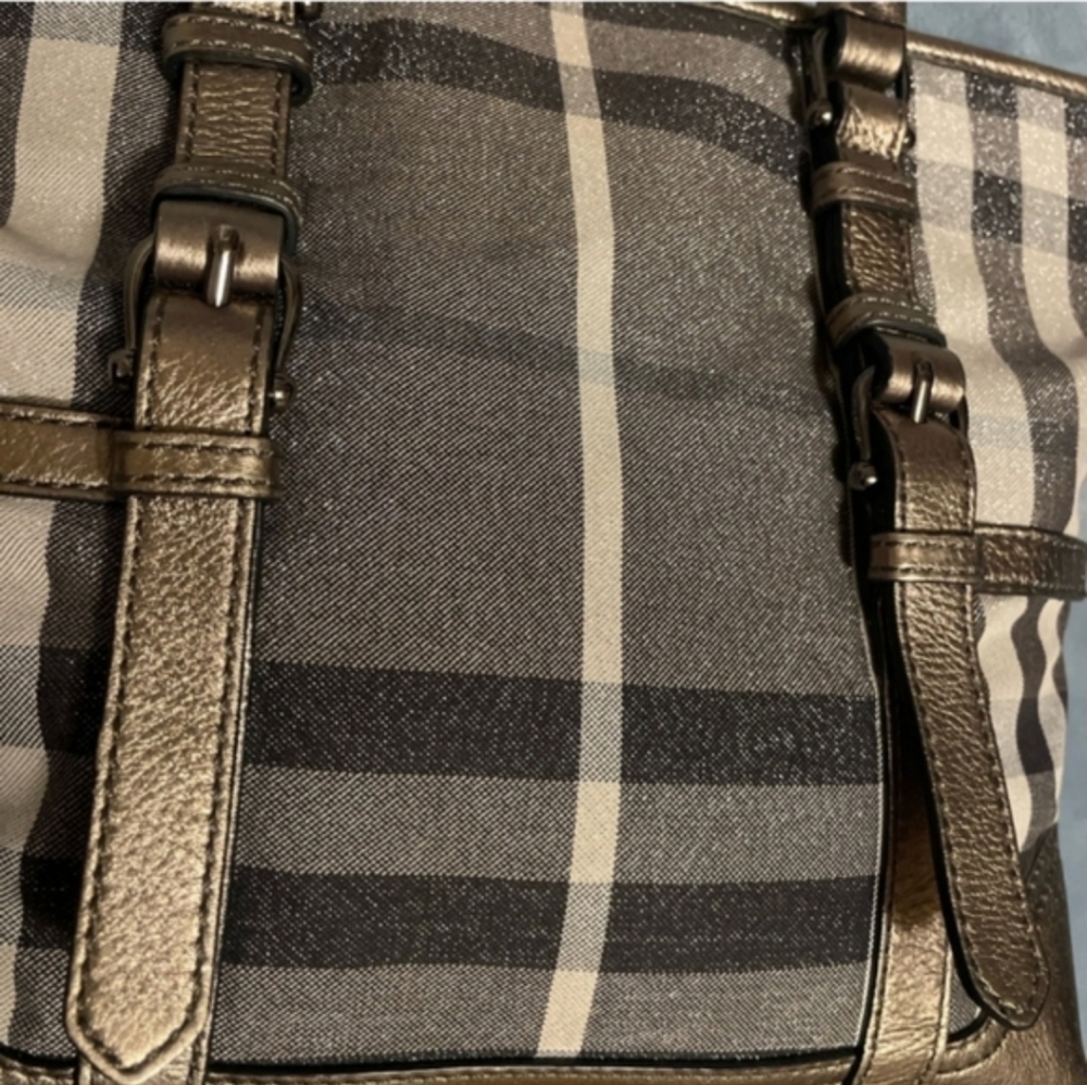 Burberry Authentic Shimmer Buckle Tote Bag & Wallet Excellent Condition